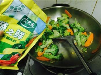 清炒花菜的做法步骤5
