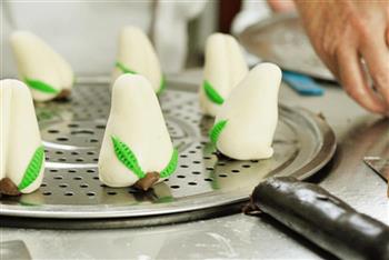 新年/祝寿寿桃豆沙包的制作技巧的做法步骤8