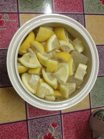 治咳嗽良品-冰糖炖柠檬的做法步骤2