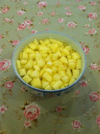 苹果小米粥的做法步骤2