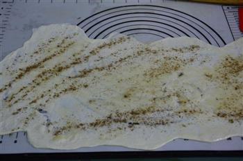 家常葱油饼-层层叠叠的美味的做法步骤3
