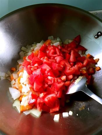 红红火火番茄酱牛肉意面的做法步骤7