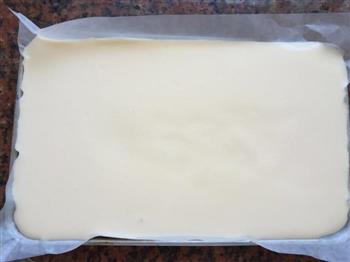 肉松沙拉酱蛋糕卷的做法步骤6