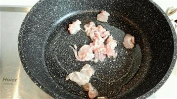 白蘑冬笋炒肉丝的做法步骤2