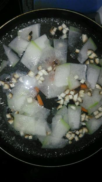 超清淡青菜豆腐汤的做法步骤4