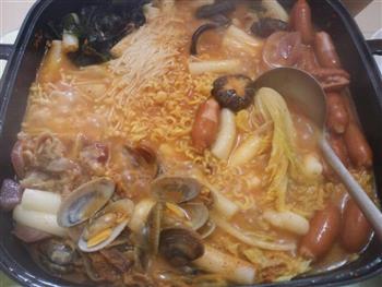 韩式年糕火锅的做法步骤3