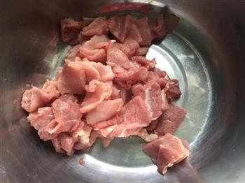 嫩滑有味的蚝油牛肉的做法步骤2