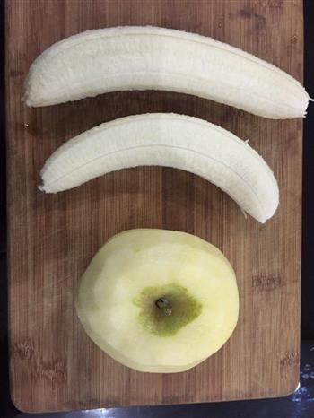 香蕉苹果奶昔的做法步骤2