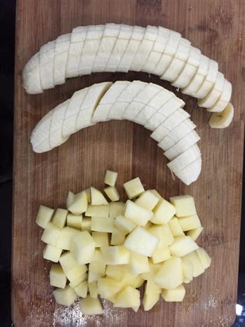香蕉苹果奶昔的做法步骤3