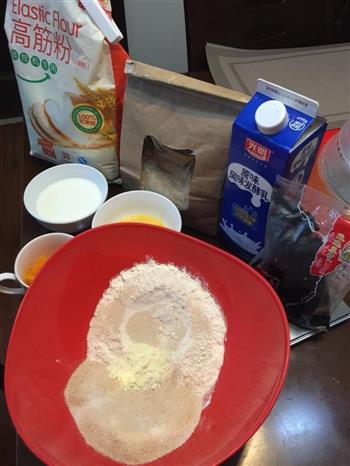 葵花形豆沙面包的做法步骤1