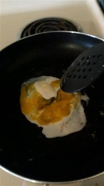 鸡蛋火腿玉米卷的做法步骤2