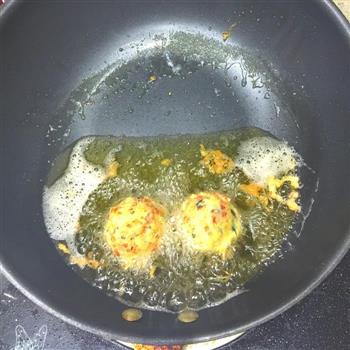 鸡蛋炸紫菜饭团的做法图解11