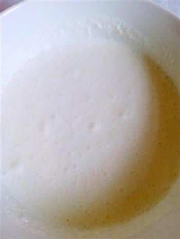 椰丝牛奶小方糕的做法步骤3