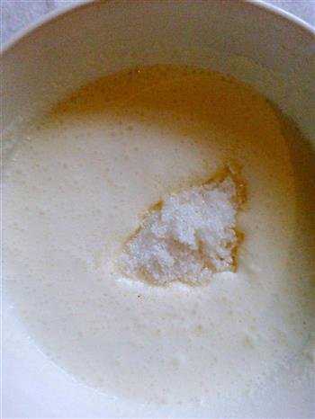 椰丝牛奶小方糕的做法步骤4