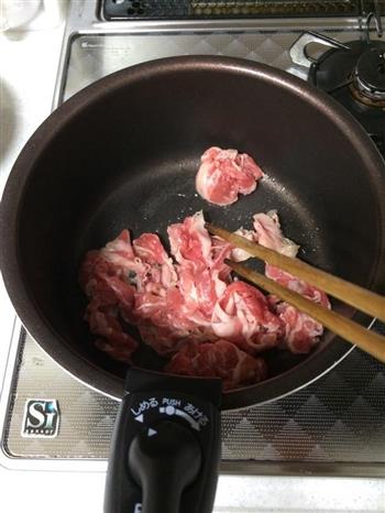 日式土豆烧肉的做法步骤4