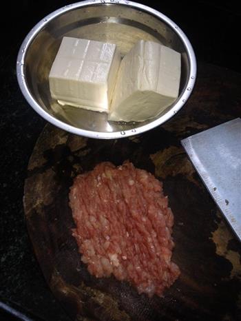 豆腐蒸肉的做法步骤1