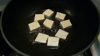 大葱烧豆腐的做法步骤3