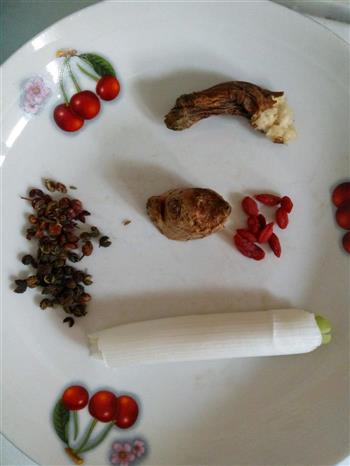 海带平菇炖鸡汤的做法图解4