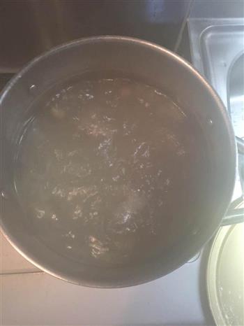 西安肉丸胡辣汤的做法步骤1