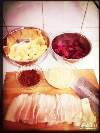紫薯/红薯粉蒸肉的做法步骤1