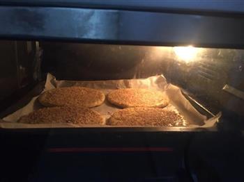 核桃芝麻酥饼的做法步骤12