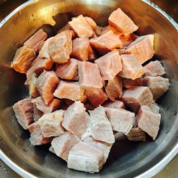 红烧牛肉汤的做法步骤1
