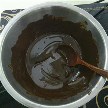 巧克力镜面慕斯蛋糕的做法步骤4