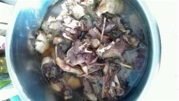 铁锅炖大鹅土豆的做法步骤1