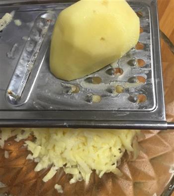 土豆擦擦的做法图解2
