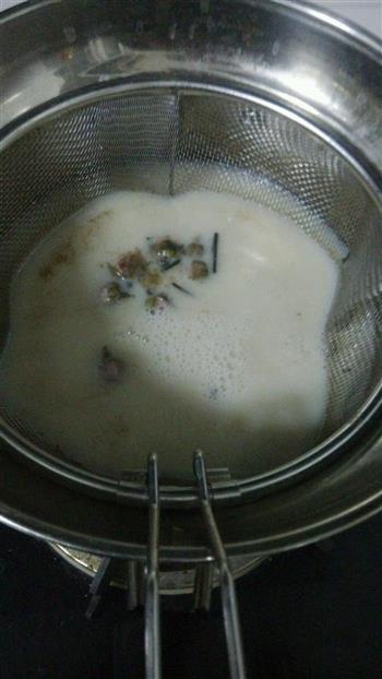 快手 低脂低糖  玫瑰奶茶的做法步骤4