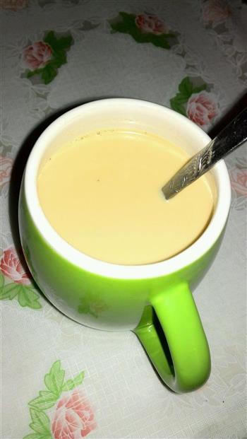 自制香浓奶茶，暖胃暖心的做法图解6