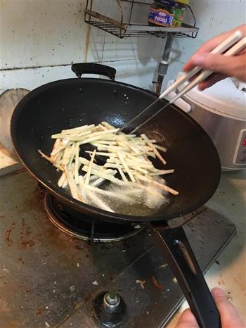 武汉干煸土豆丝的做法步骤4