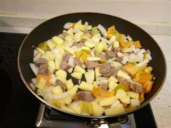 黑椒牛肉土豆焗饭的做法图解3
