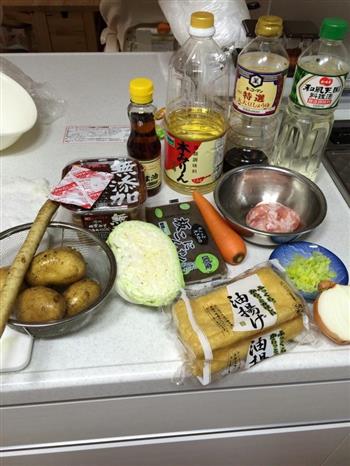 日本料理豚汁的做法图解1