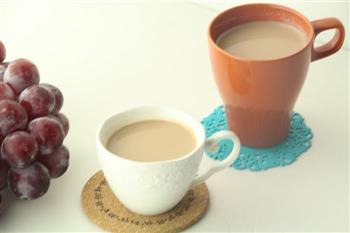 DIY普洱咖啡奶茶的做法步骤7