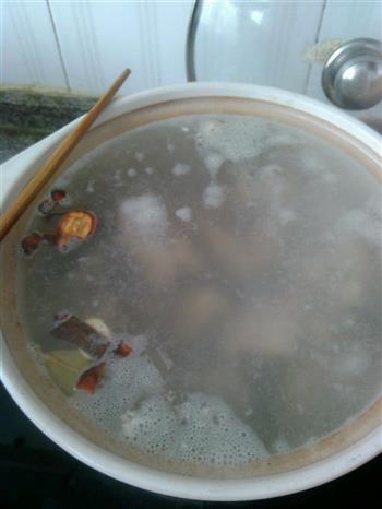 排骨海带汤的做法步骤2