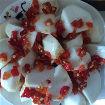 软糯鲜香的快手菜-剁椒蒸芋头的做法图解4