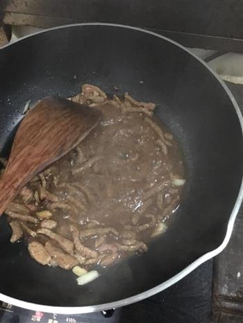 芹菜炒牛肉的做法步骤6