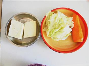 白菜豆腐卷的做法图解1