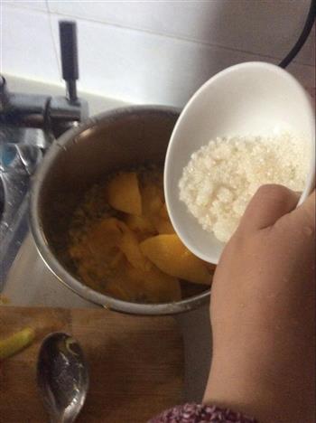 芒果百香果果酱的做法步骤2