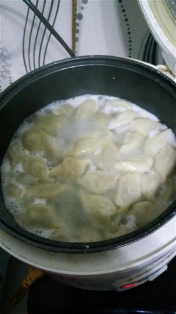 芹菜猪肉饺子的做法步骤10