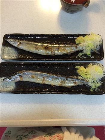 日式盐烤秋刀鱼的做法步骤10