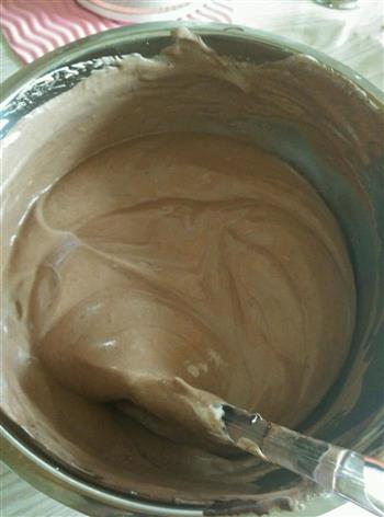 巧克力戚风蛋糕的做法步骤5
