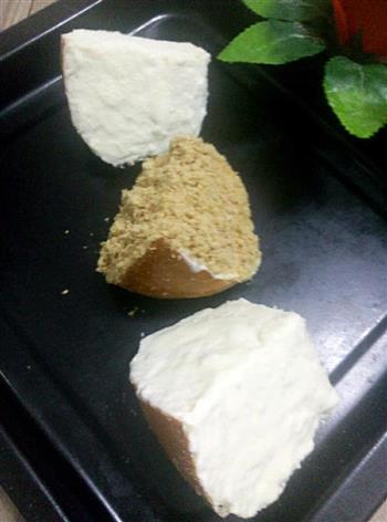 乳清r奶酪包，肉松包，自制奶酪做出滴美味的做法步骤1