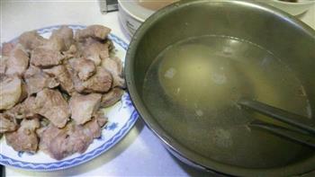 砂锅红烧肉炖的做法图解3