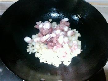 香菇猪肉焖饭的做法步骤8