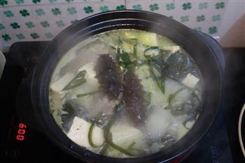 排骨海鲜豆腐汤的做法步骤10