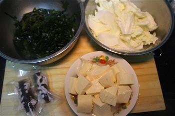 排骨海鲜豆腐汤的做法图解5