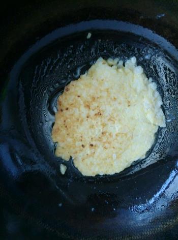 鸡蛋米饭饼的做法步骤5