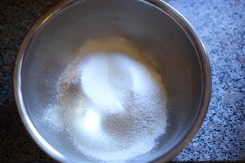 玄米茶闪电泡芙的做法步骤1